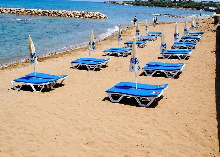 Luxury 5-Bedroom Villa Sarcon 88 On Seaside Apartmán Ayvaryara