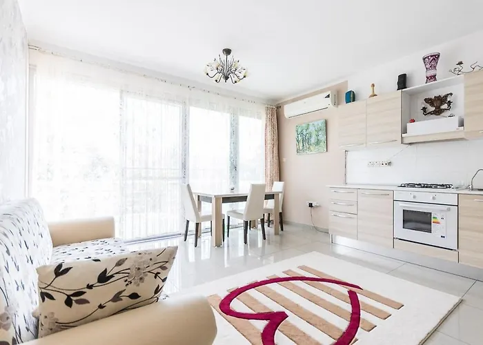 Luxury 5-Bedroom Villa Sarcon 88 On Seaside *