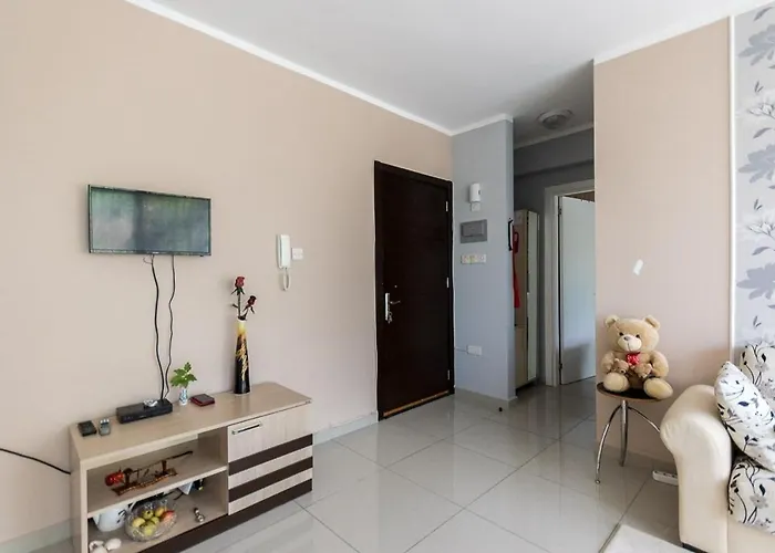 Luxury 5-Bedroom Villa Sarcon 88 On Seaside Apartmán